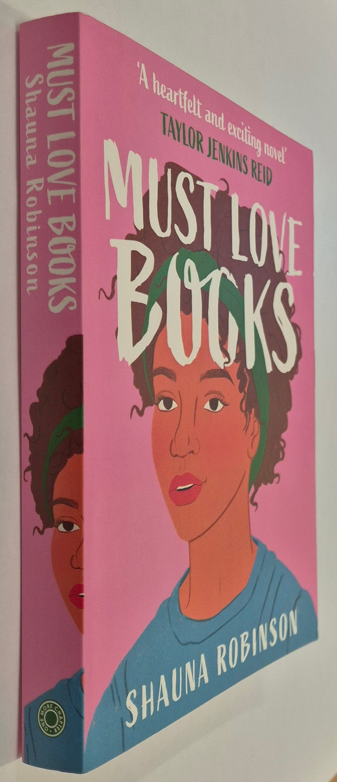 Must Love Books by Shauna Robinson
