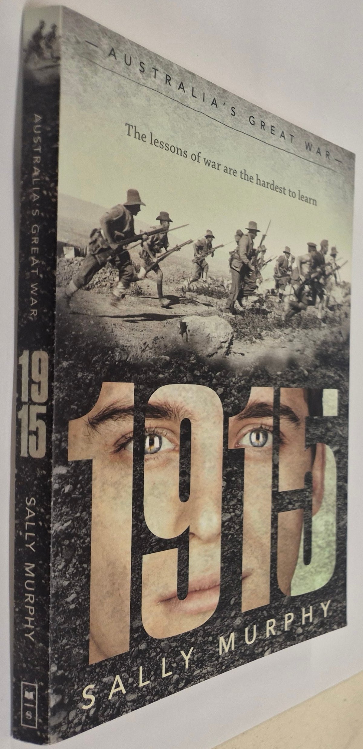 1915 (Australia's Great War #2) by Sally Murphy