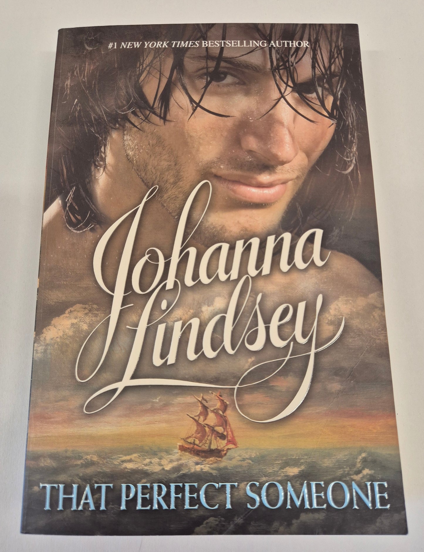 The Perfect Someone (Malory-Anderson Families #10) by Johanna Lindsey