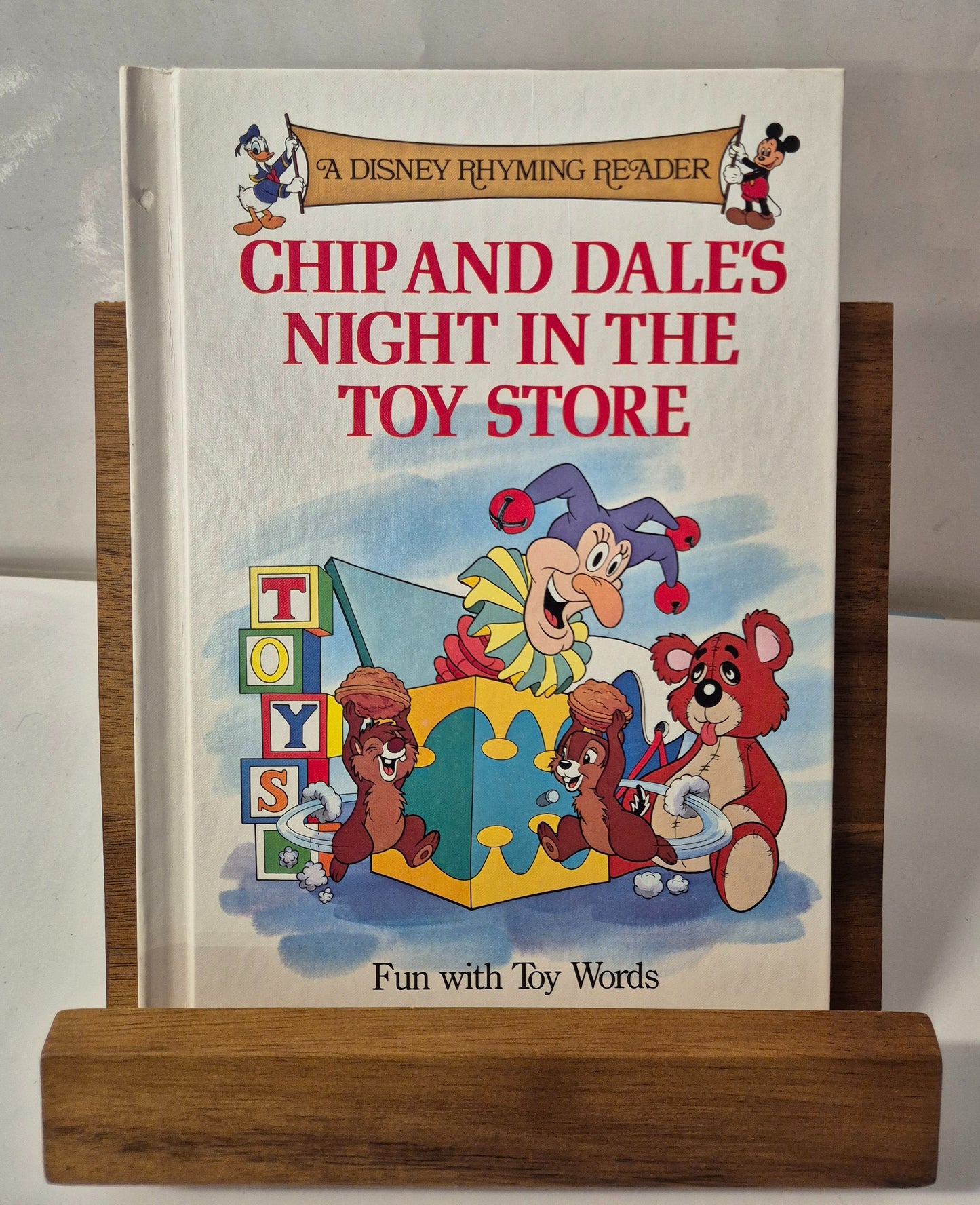 A Disney Rhyming Reader: Chip and Dale's Night in the Toy Store - Fun with Toy Words