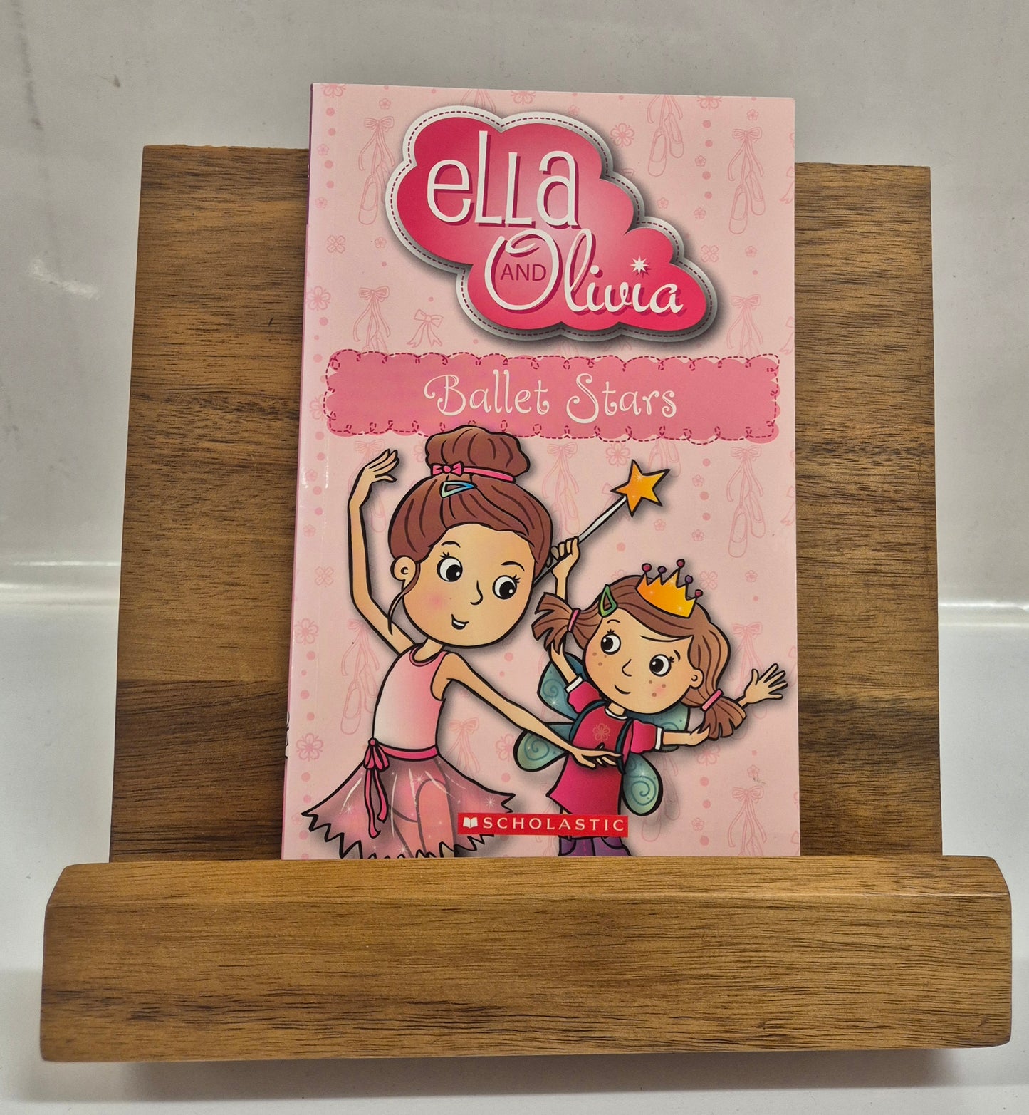 Ballet Stars (Ella and Olivia #3) by Yvette Poshoglian