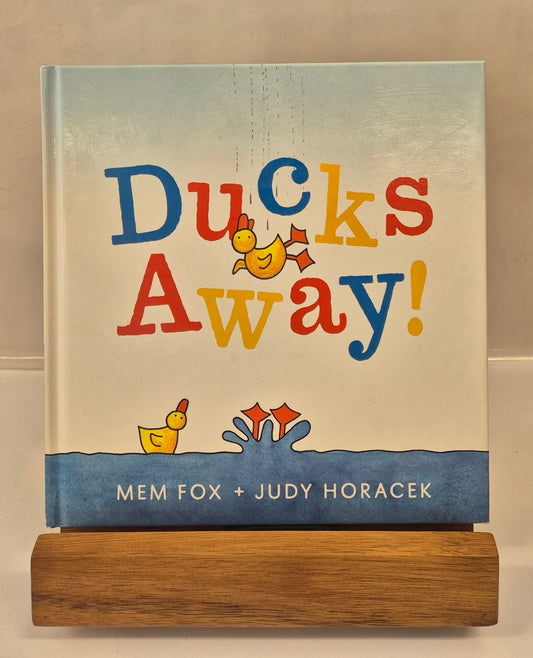 Duck's Away by Mem Fox