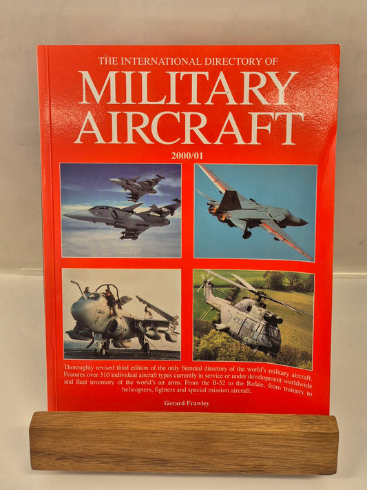 The International Directory of Military Aircraft 2000/01 by Gerard Frawley