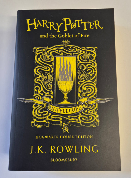 Harry Potter and the Goblet of Fire (Harry Potter #4) (Hufflepuff Edition) by J. K. Rowling