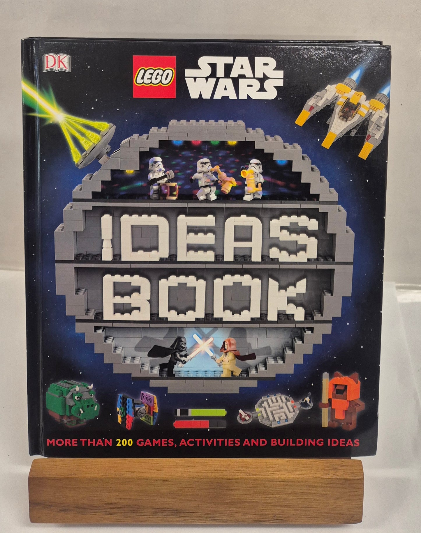 Lego: Star Wars Ideas Book by Hannah Dolan, Elizabeth Dowsett and Simon Hugo