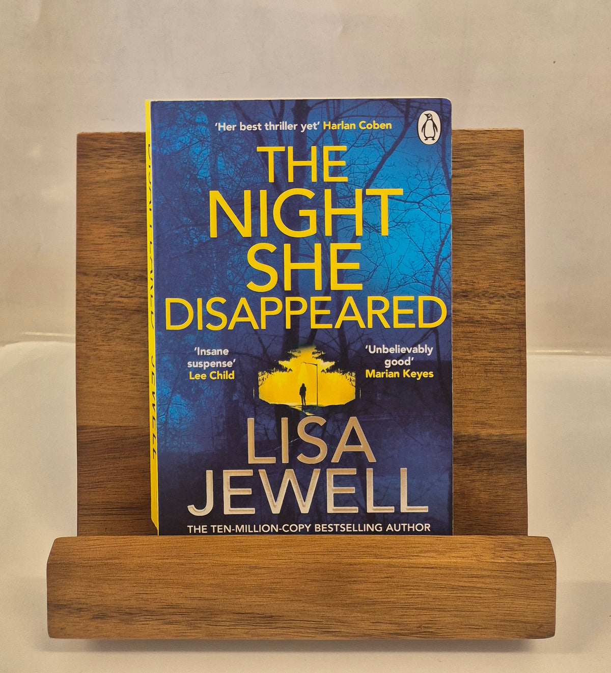 The Night She Disappeared by Lisa Jewell