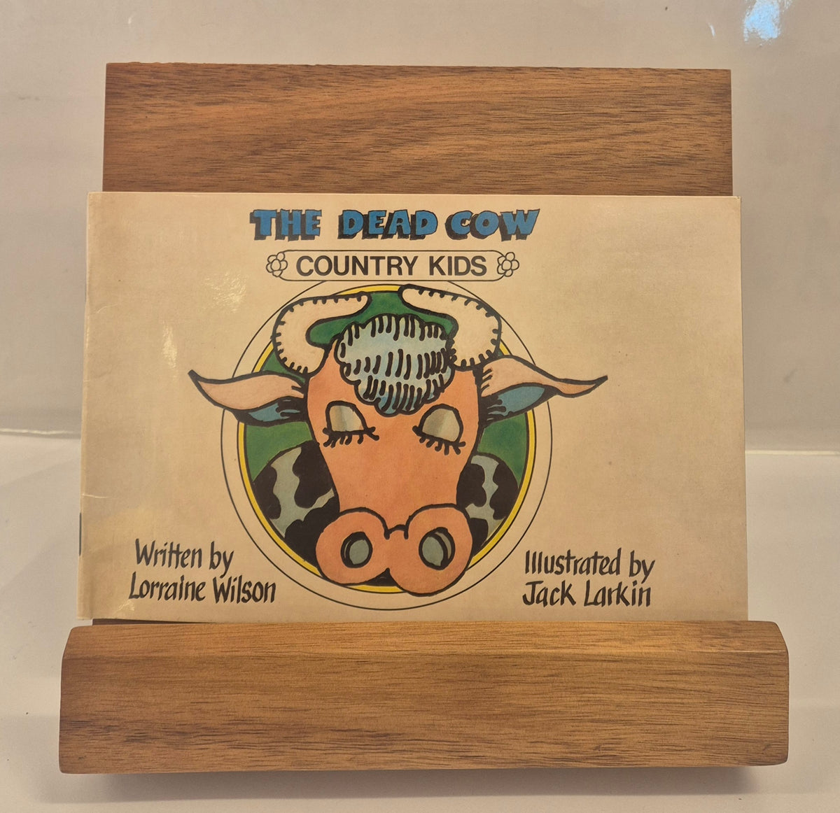 The Dead Cow (Country Kids) by Lorraine Wilson