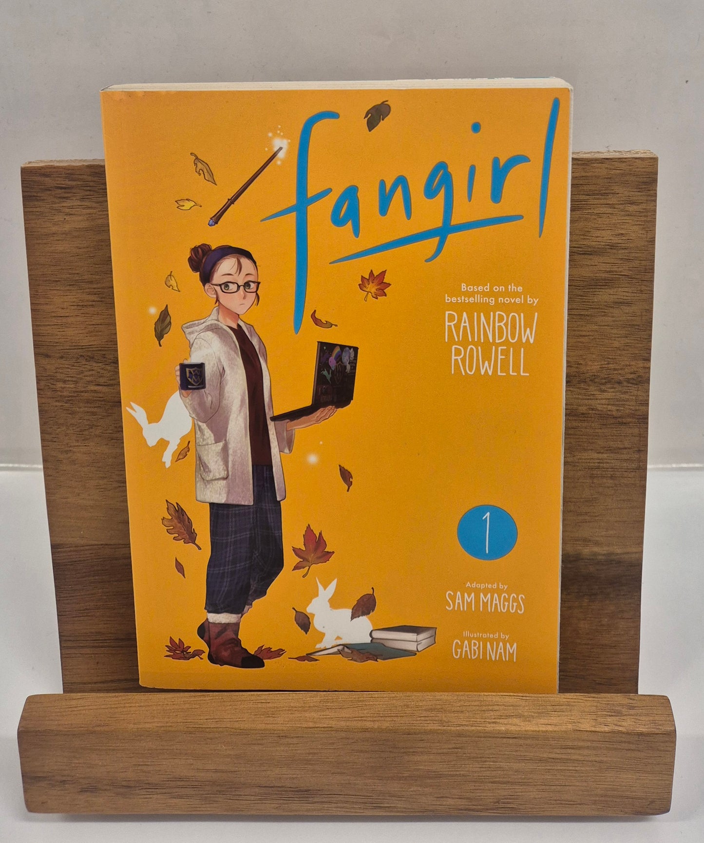 Fangirl Vol 1: The Manga by Sam Maggs