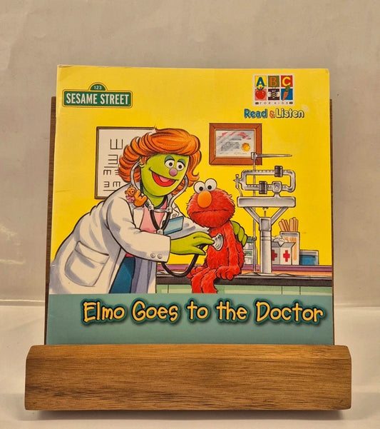 Elmo Goes to the Doctor (Sesame Street) by Sarah Albee