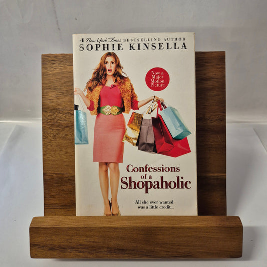 Confessions of a Shopaholic (Shopaholic #1) by Sophie Kinsella