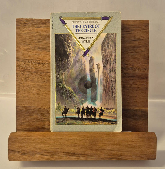 The Centre of the Circle (Servants of Ark #2) by Jonathan Wylie
