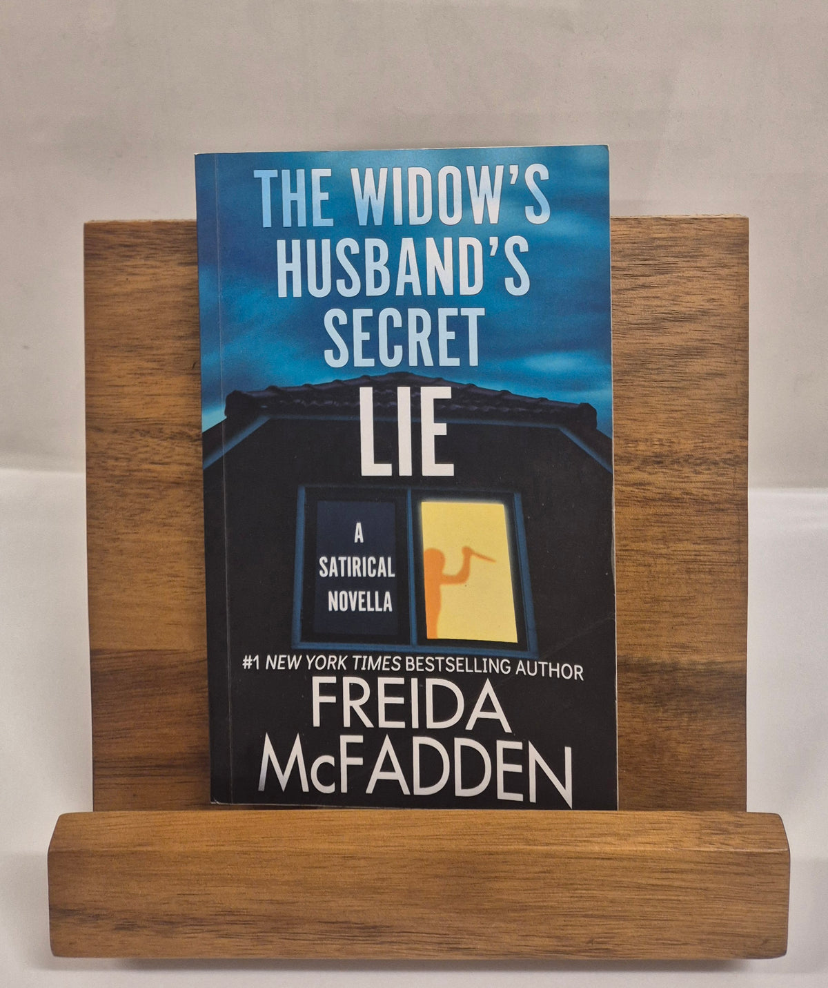 The Widow's Husband's Secret Lie by Freida McFadden
