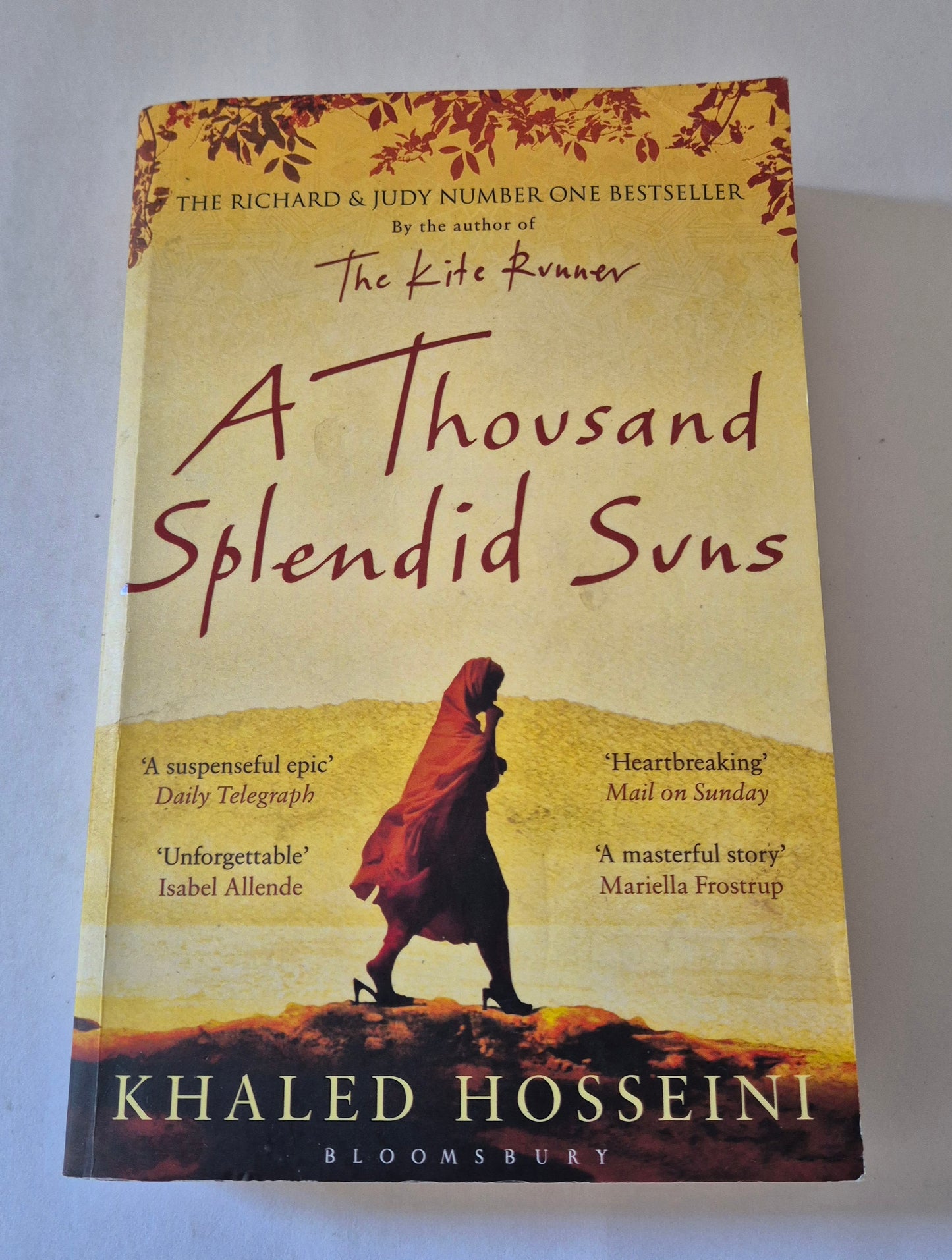 A Thousand Splendid Suns (The Kite Runner Collection #2) by Khaled Hosseini