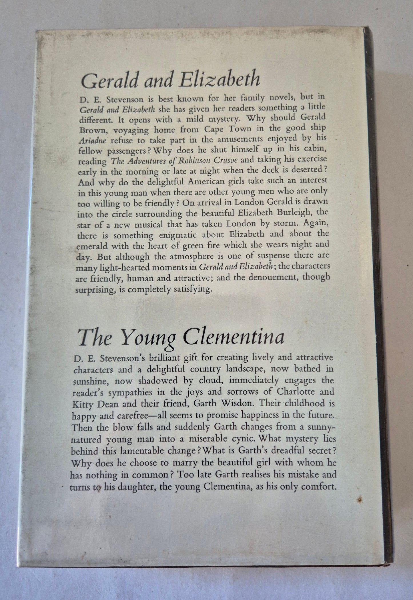 The House of the Deer (Gerald and Elizabeth #2) by D. E. Stevenson