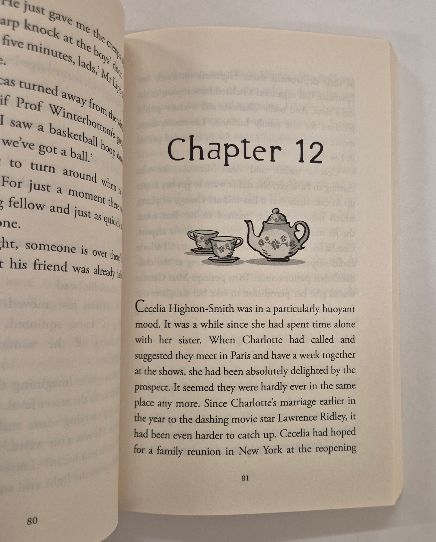 Alice-Miranda in Paris (Alice-Miranda #7) by Jacqueline Harvey