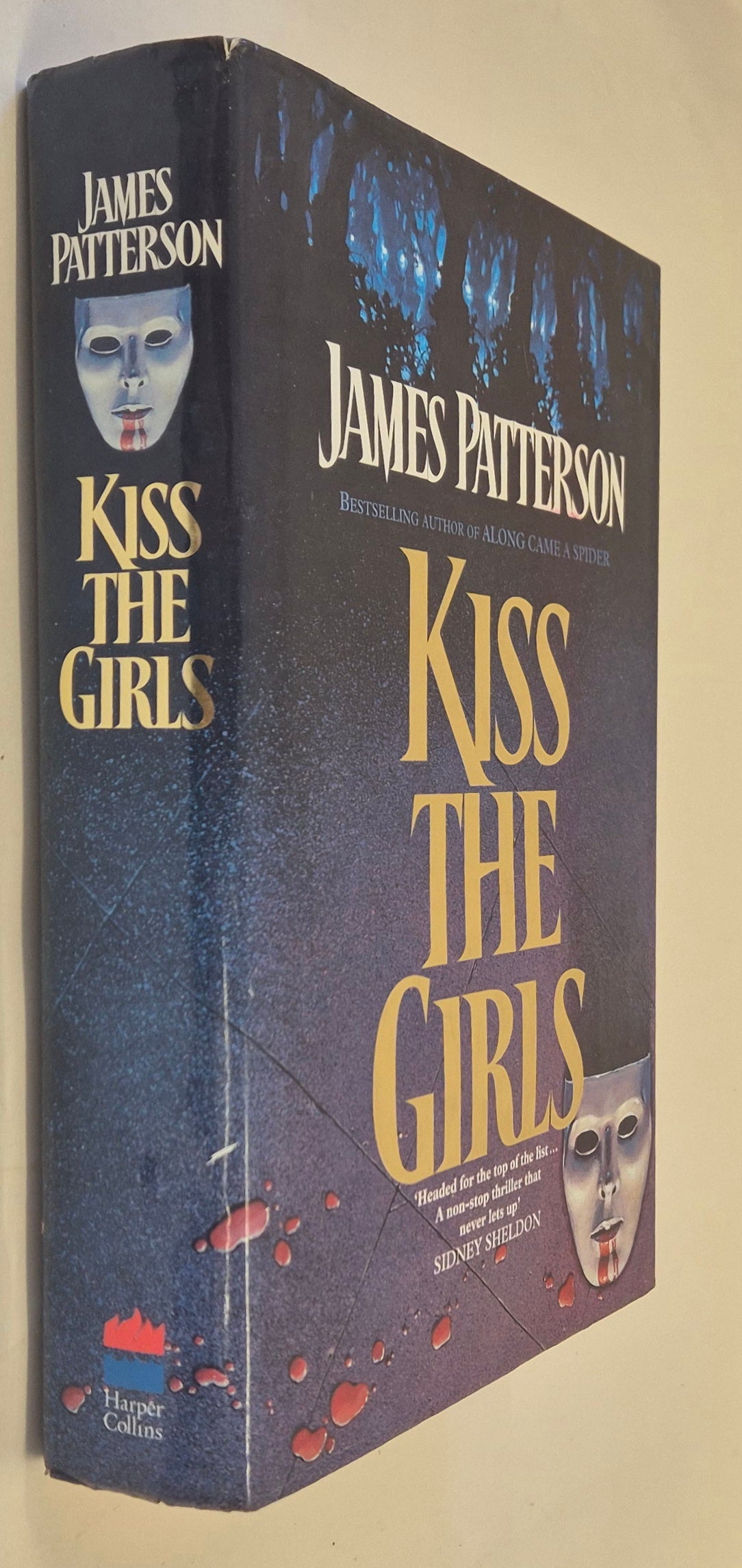 Kiss the Girls (Alex Cross #2) by James Patterson