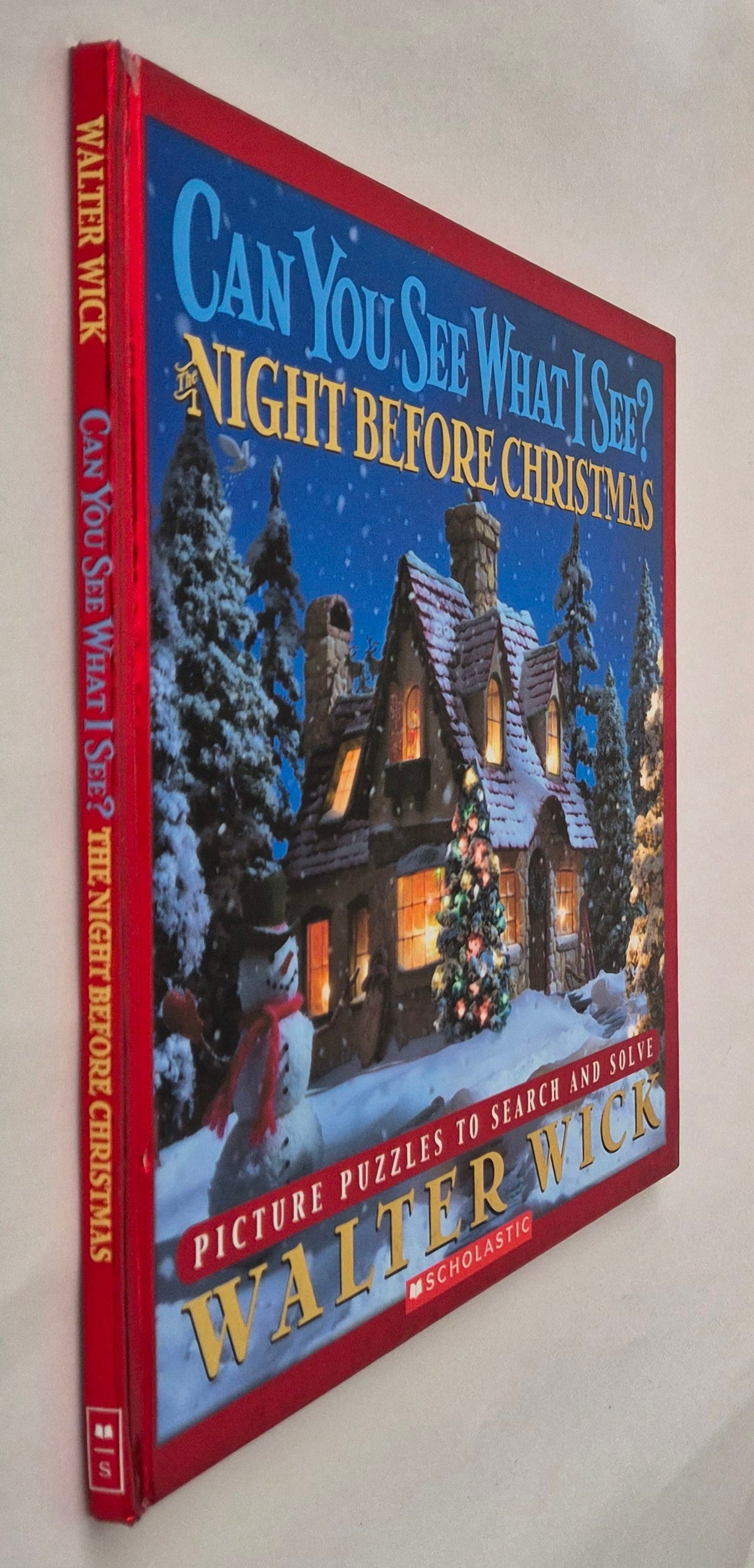 Can You See What I See? The Night Before Christmas by Walter Wick