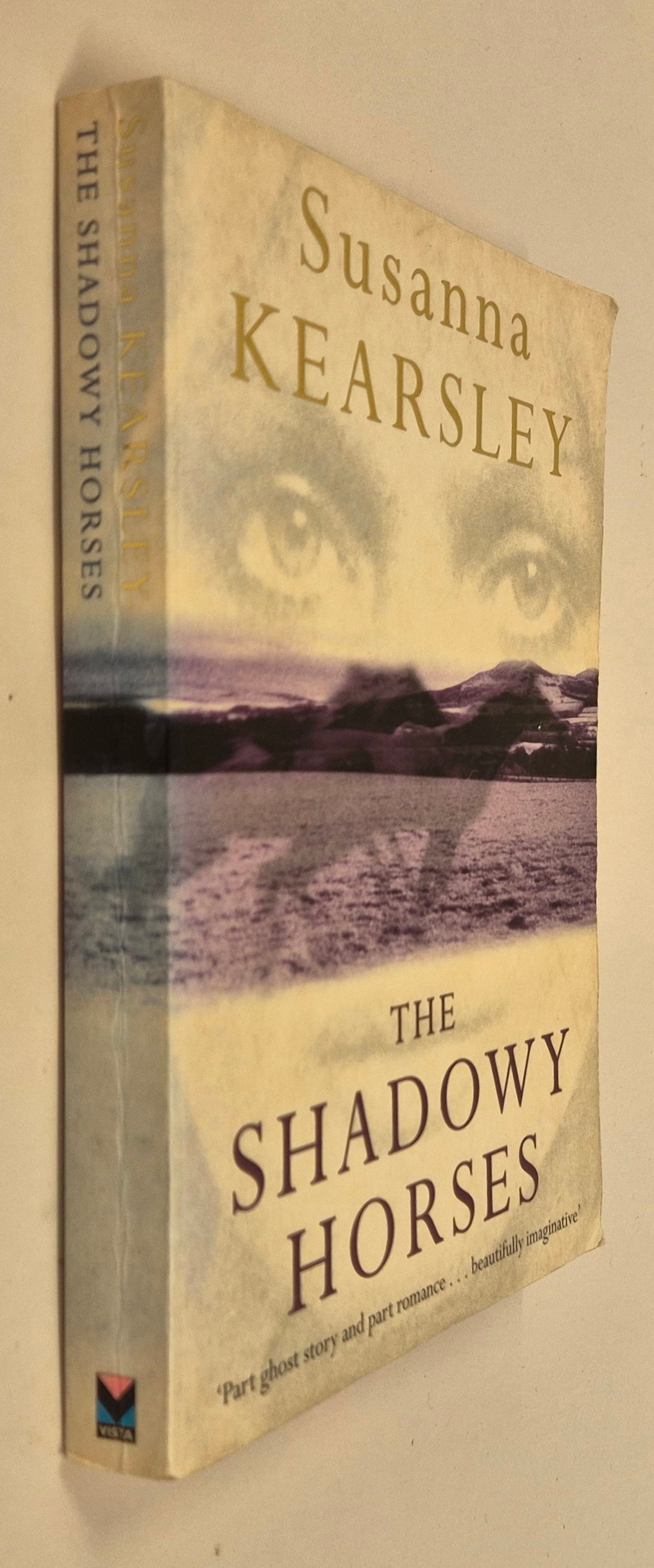 The Shadowy Horses by Susanna Kearsley