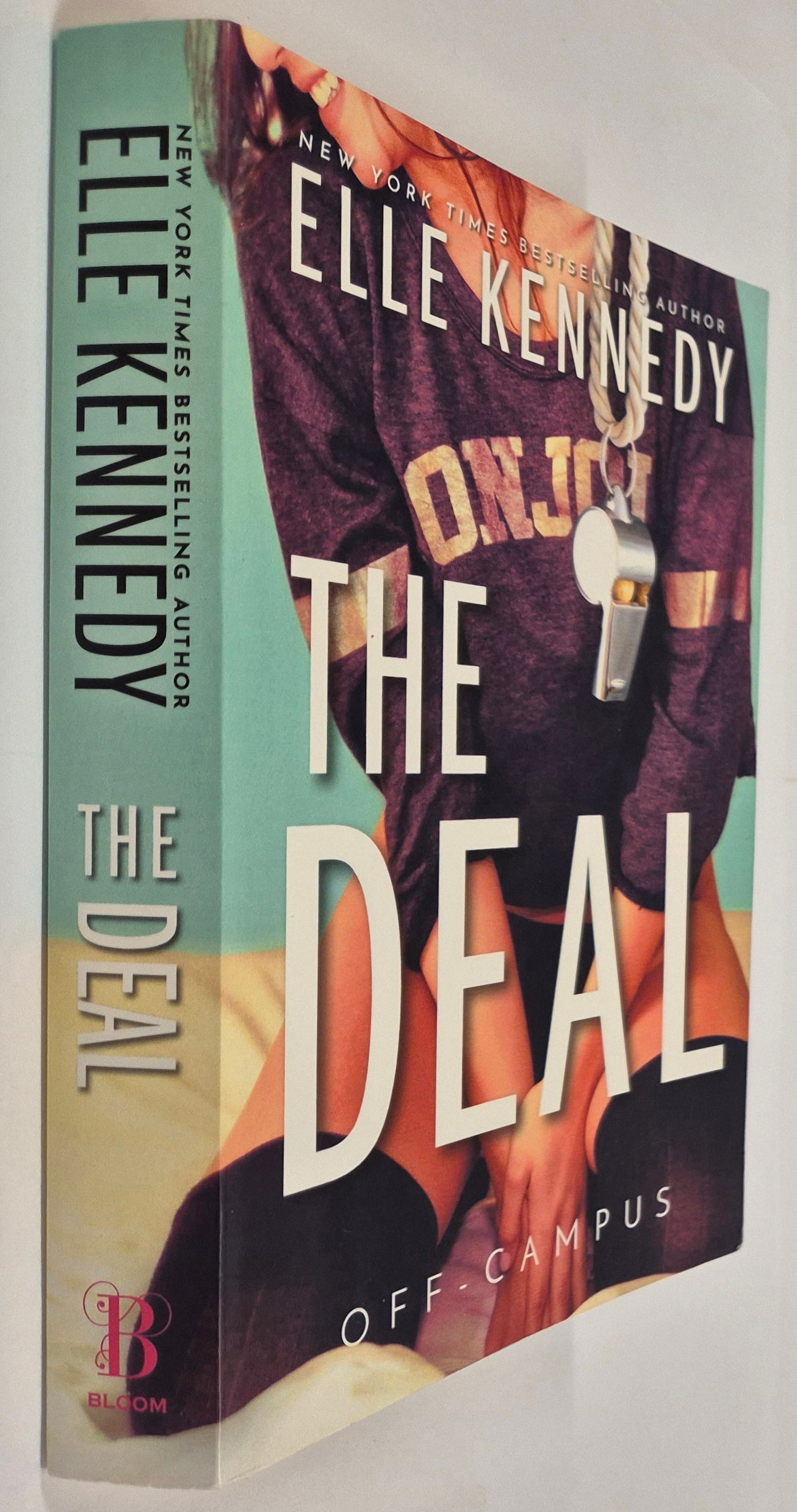 The Deal (Off-Campus #1) by Elle Kennedy