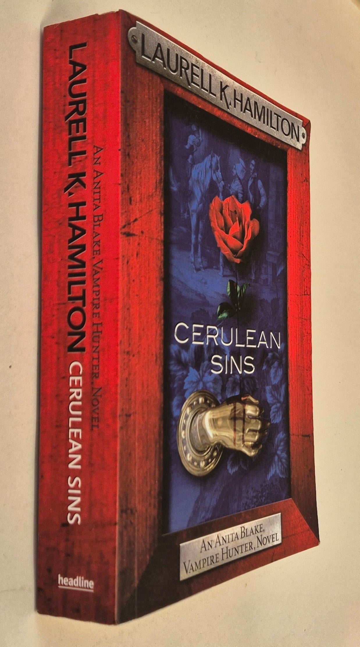 Cerulean Sins (Anita Blake Vampire Hunter #11) by Laurell K. Hamilton
