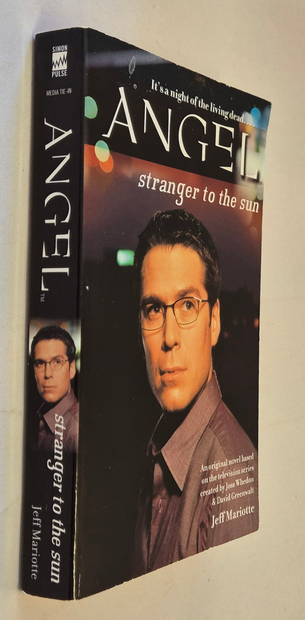 Angel: Stranger to the Sun (Buffyverse Novel #61) by Jeff Mariotte