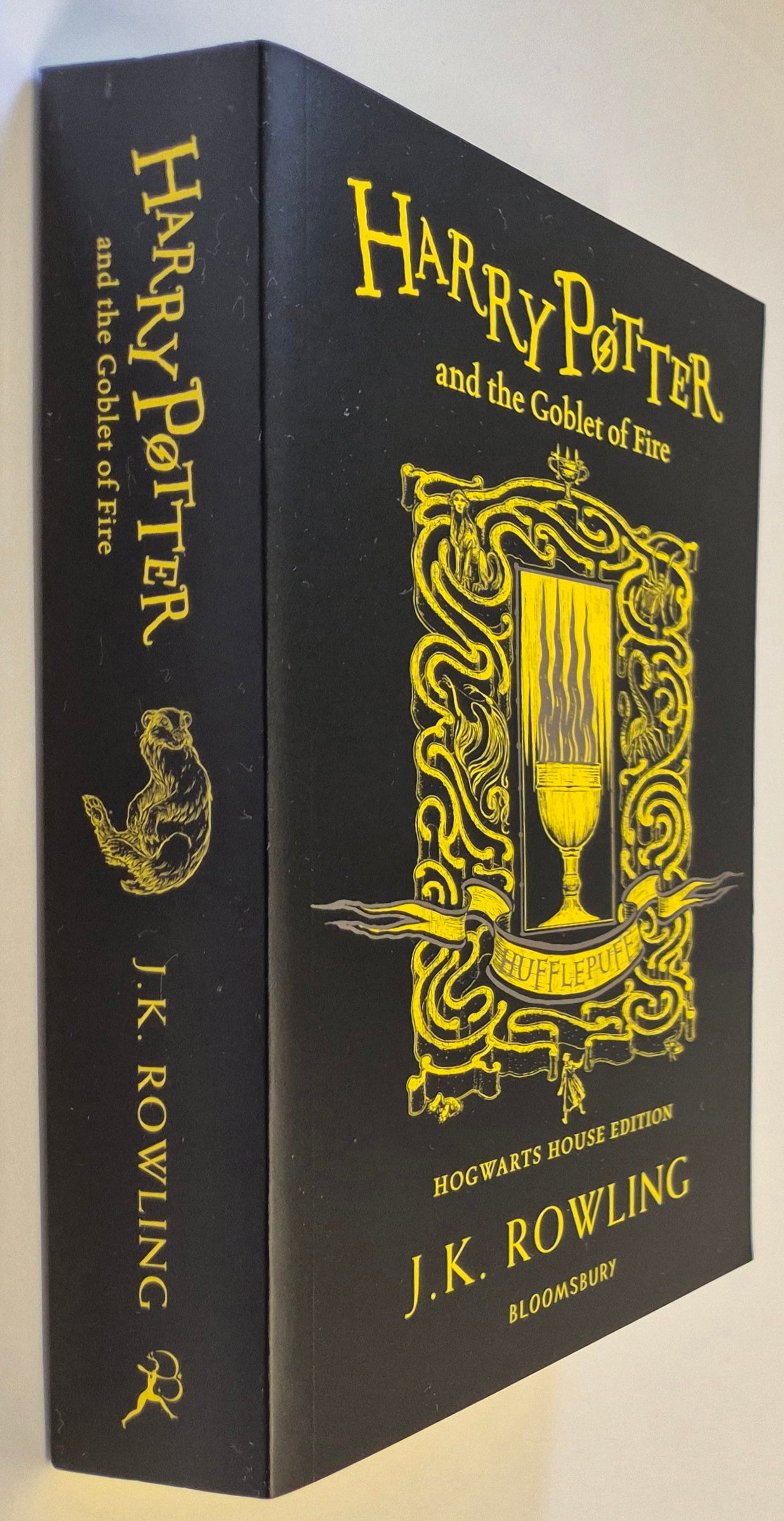 Harry Potter and the Goblet of Fire (Harry Potter #4) (Hufflepuff Edition) by J. K. Rowling