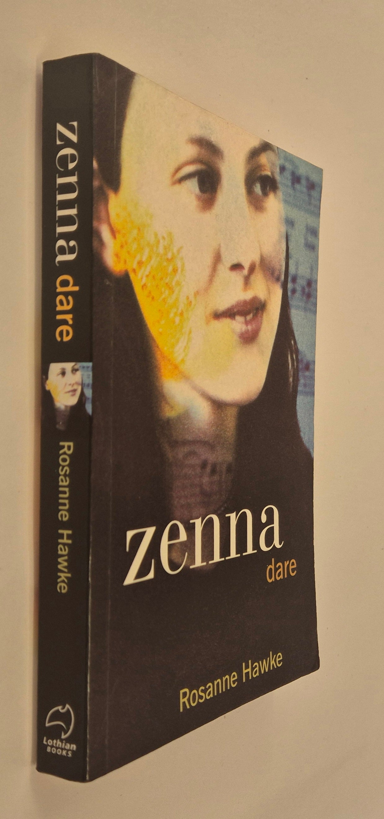 Zenna Dare by Rosanne Hawke