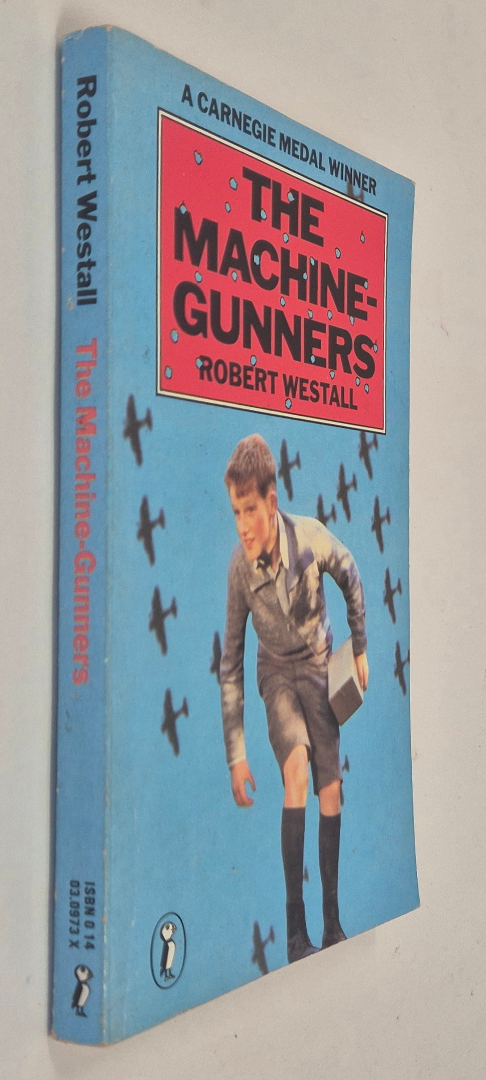 The Machine Gunners (Chas McGill #1) by Robert Westall