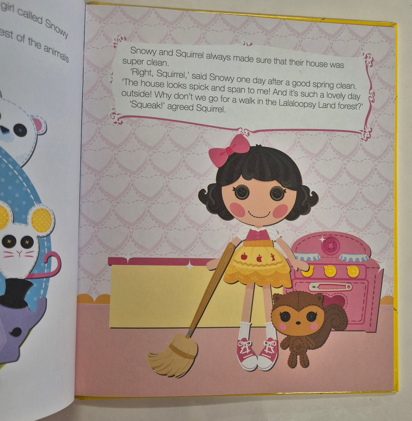 Tales From Lalaloopsy Land: Snowy Fairest by Amy Junor