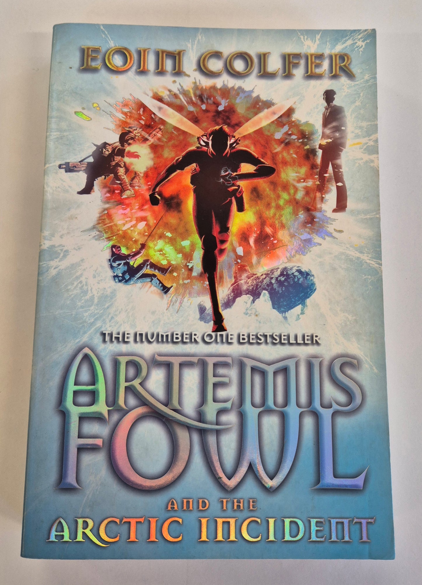 Artemis Fowl and the Arctic Incident (Artemis Fowl #2) by Eoin Colfer