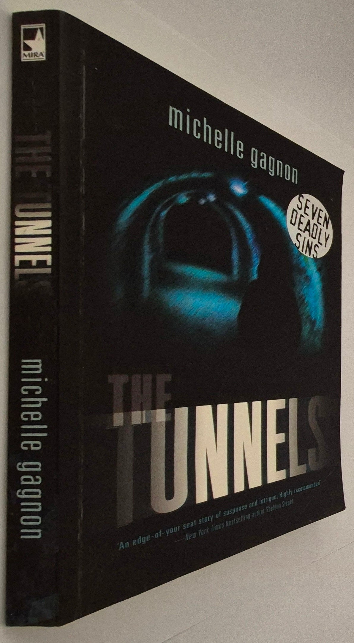 The Tunnels (Kelly Jones #1) by Michelle Gagnon