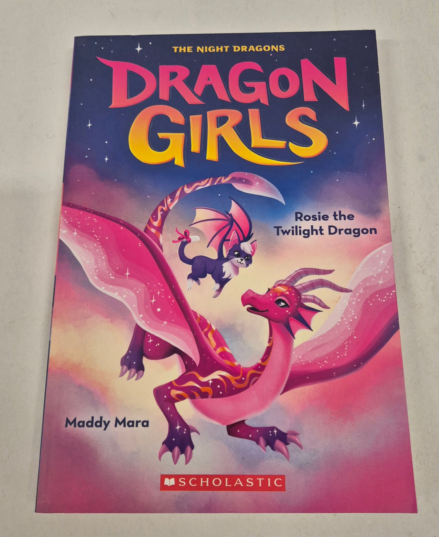 Rosie the Twilight Dragon (Dragon Girls #7) by Maddy Mara