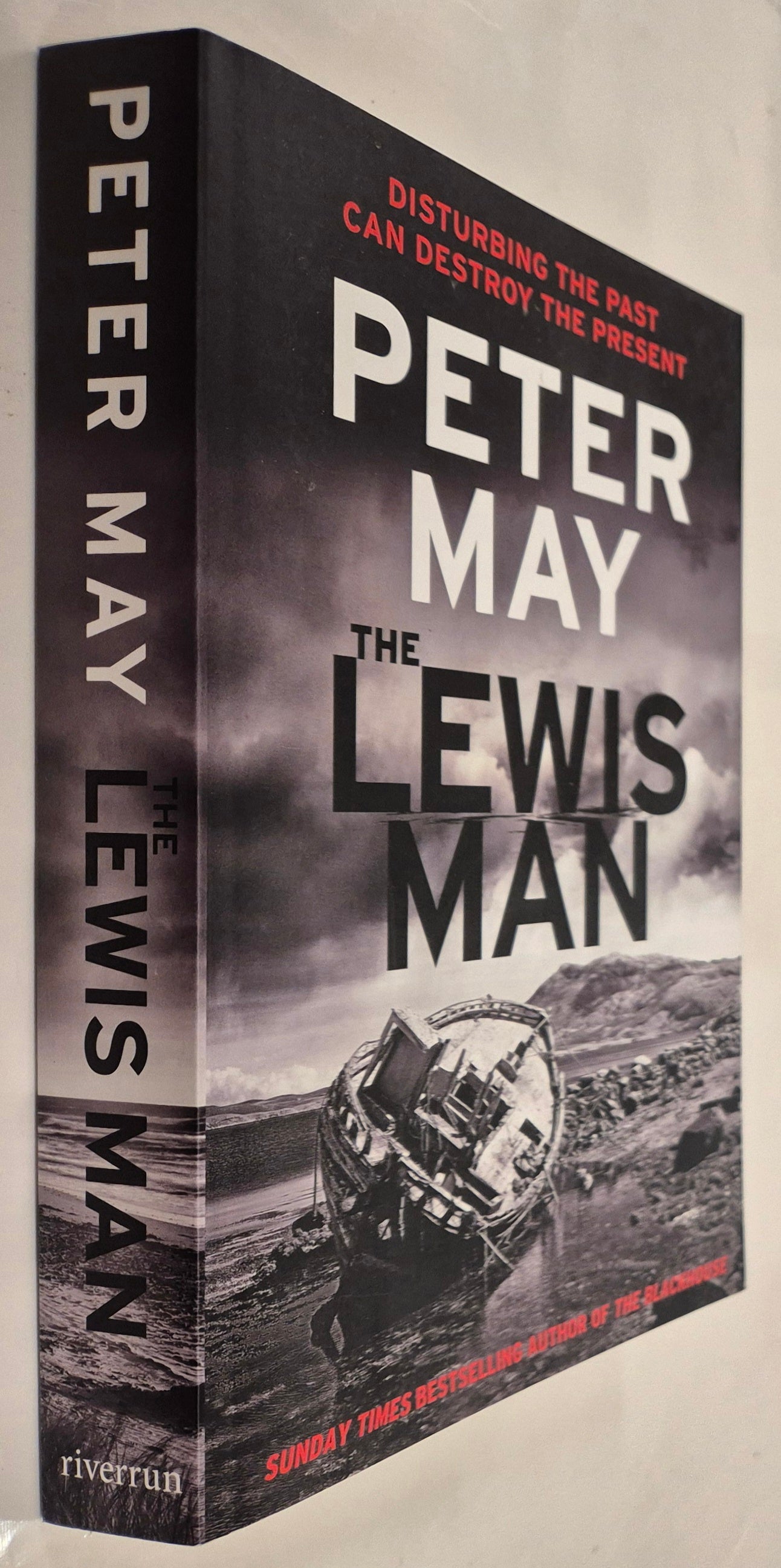 Lewis Man (Lewis Trilogy #2) by Peter May