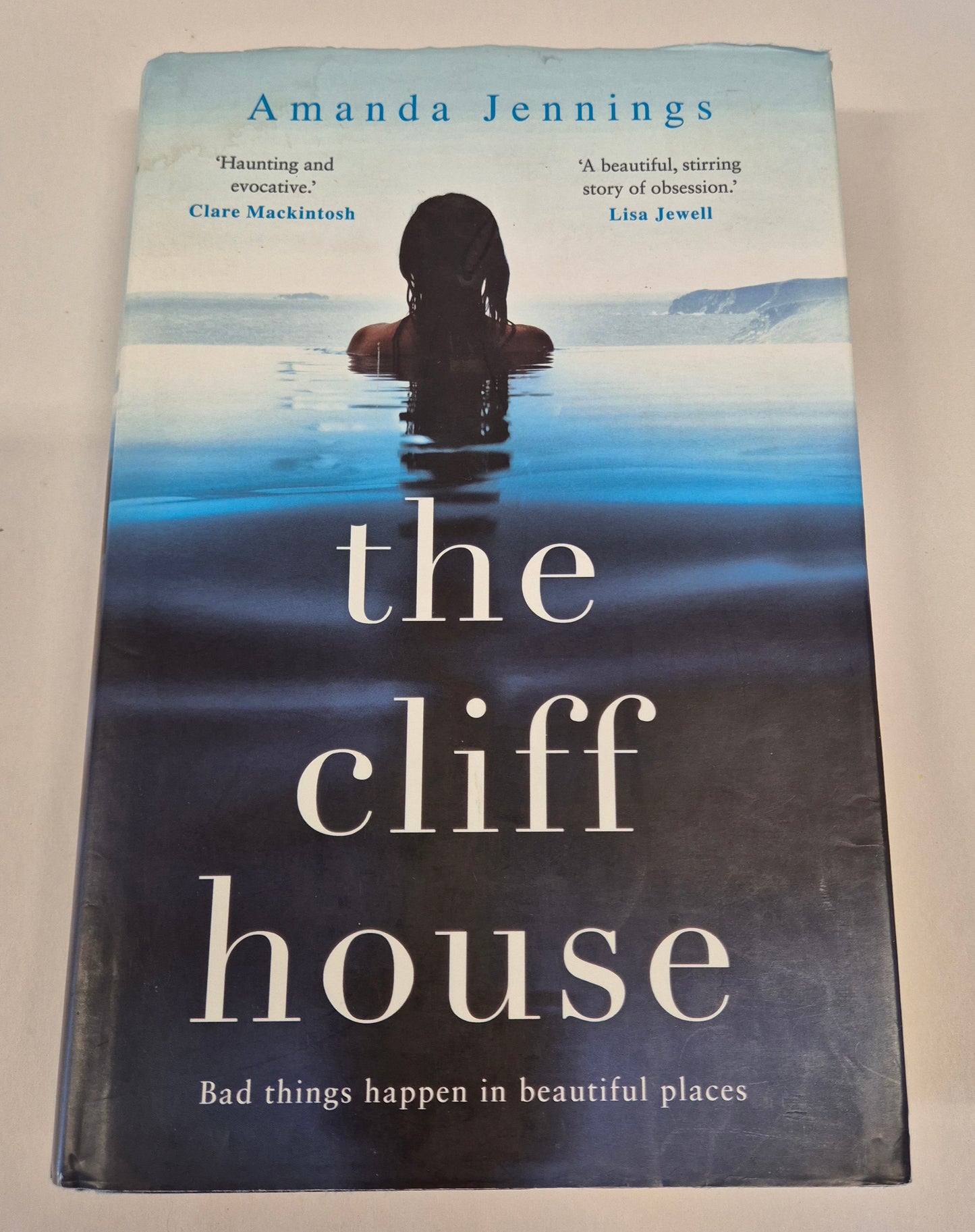 The Cliff House by Amanda Jennings