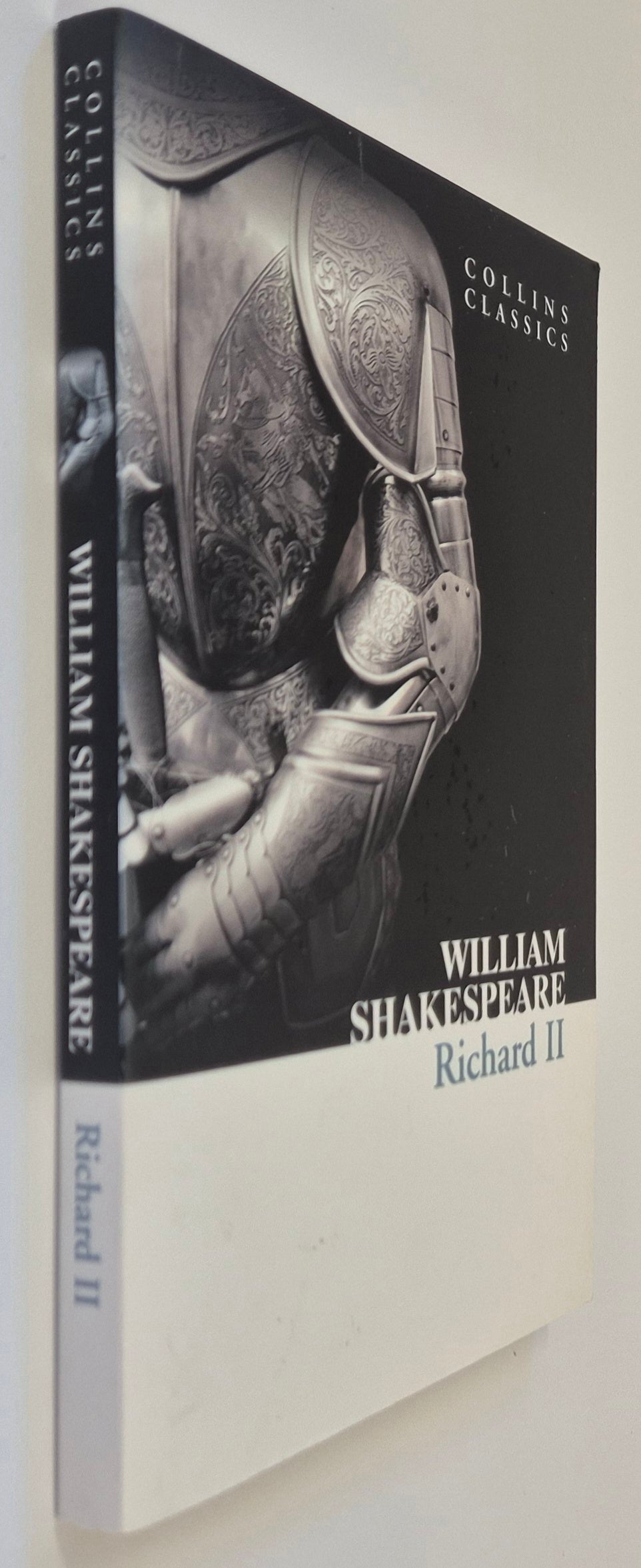 Richard II (War of the Roses #1) by William Shakespeare
