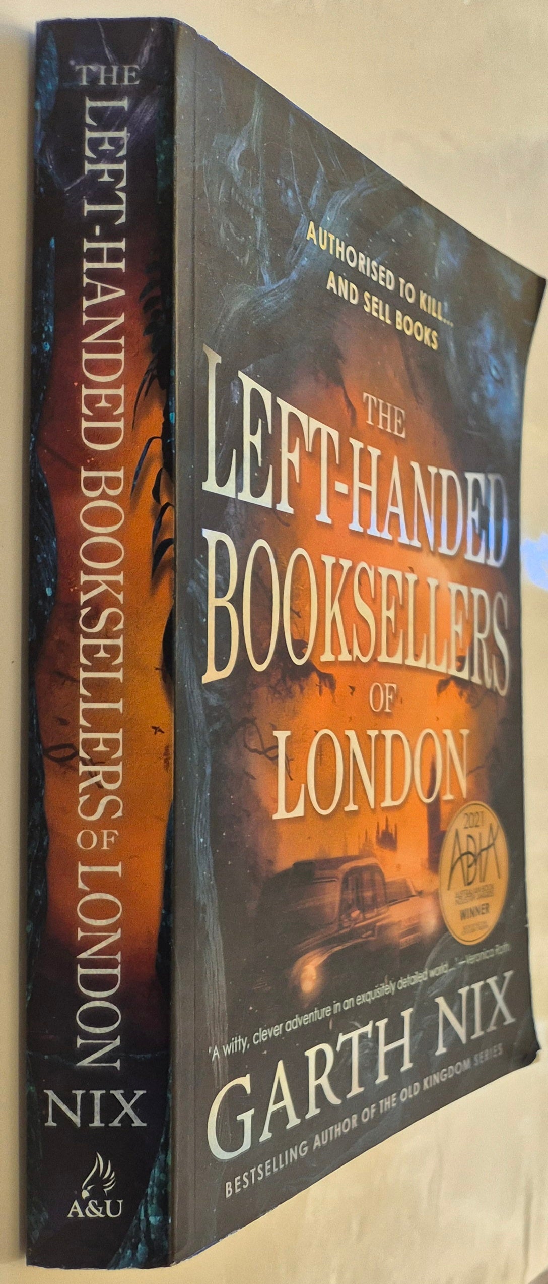 The Left-Handed Booksellers of London (Left-Handed Booksellers of London #1) by Garth Nix
