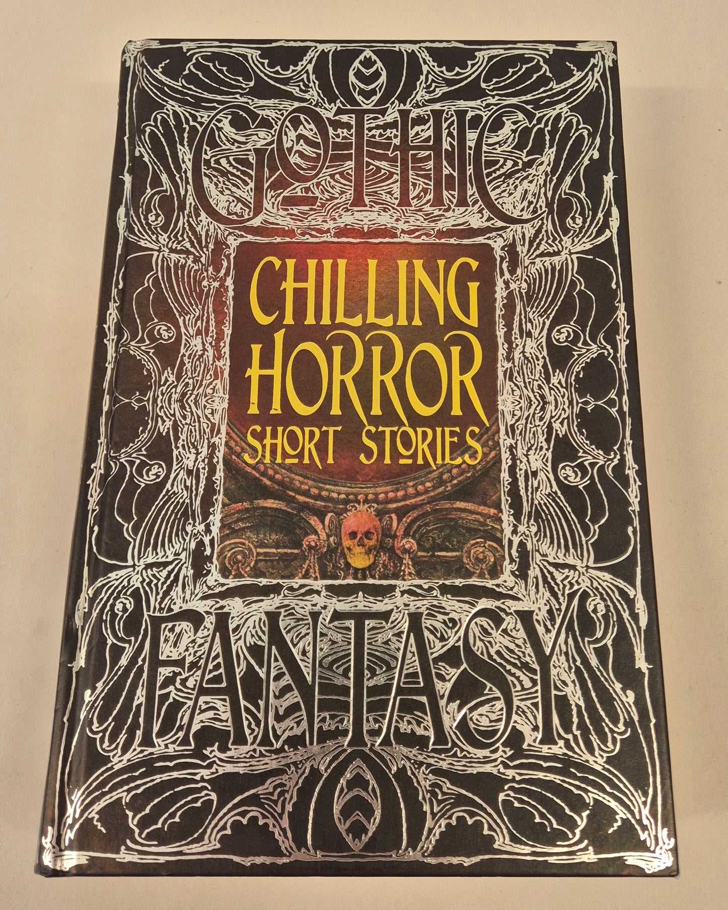 Chilling Horror Short Stories: Anthology of New & Classic Tales - Foreword by Dale Townshend