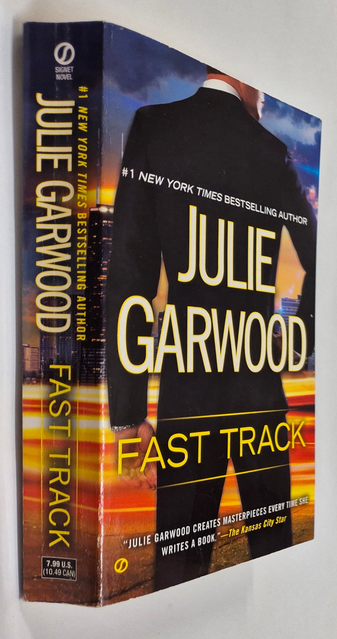 Fast Track (Buchanan-Renard #12) by Julie Garwood