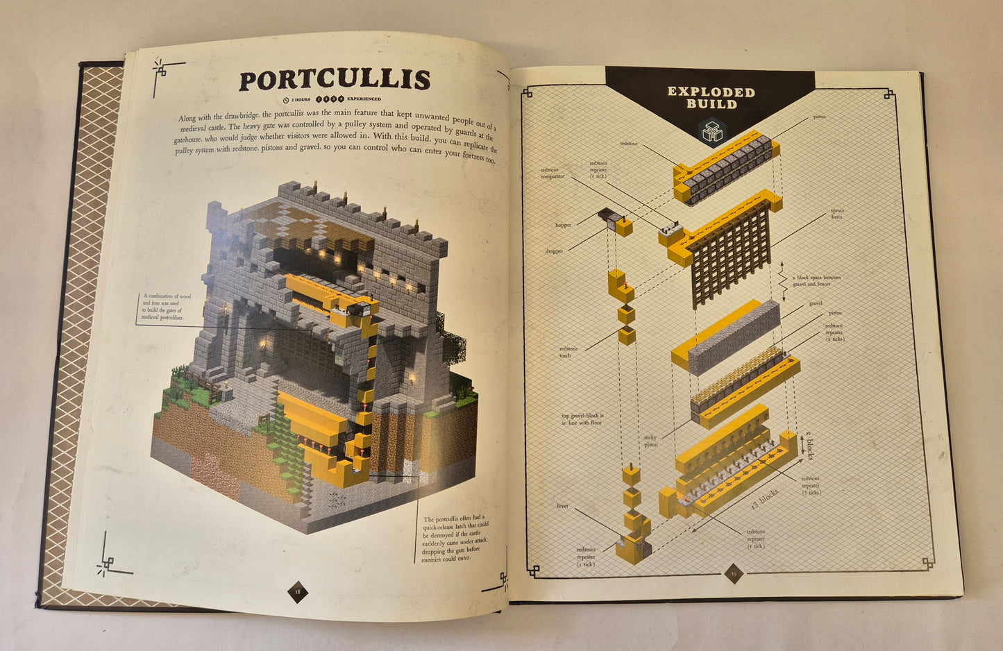 Minecraft: Medieval Fortress: Exploded Builds