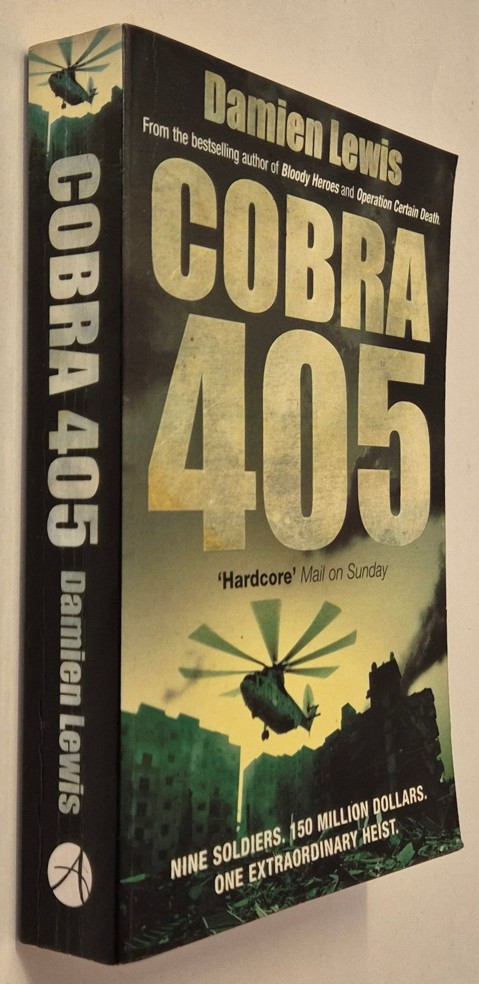 Cobra 405 by Damien Lewis