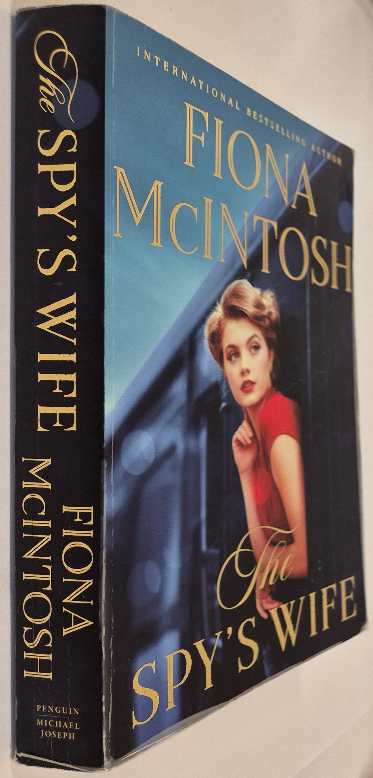 The Spy's Wife by Fiona McIntosh