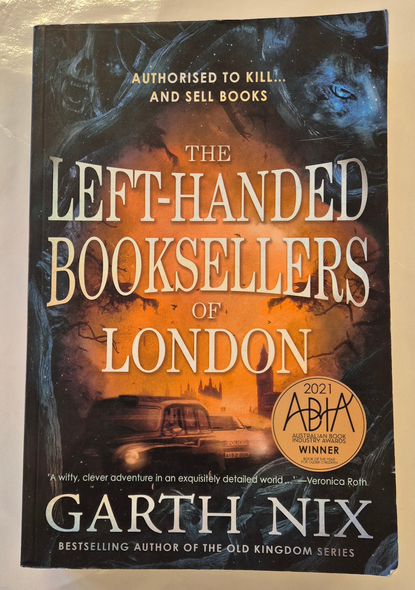 The Left-Handed Booksellers of London (Left-Handed Booksellers of London #1) by Garth Nix