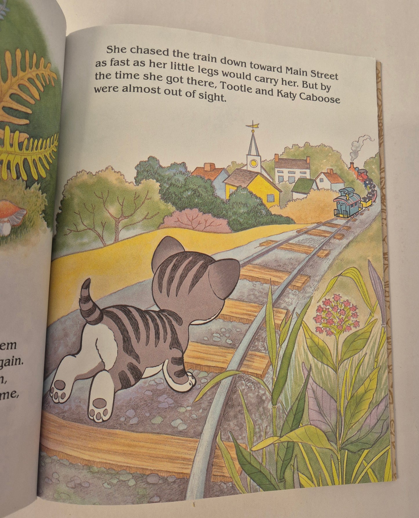 Shy Little Kitten's Secret Place by Jim Lawrence (a Little Golden Book)