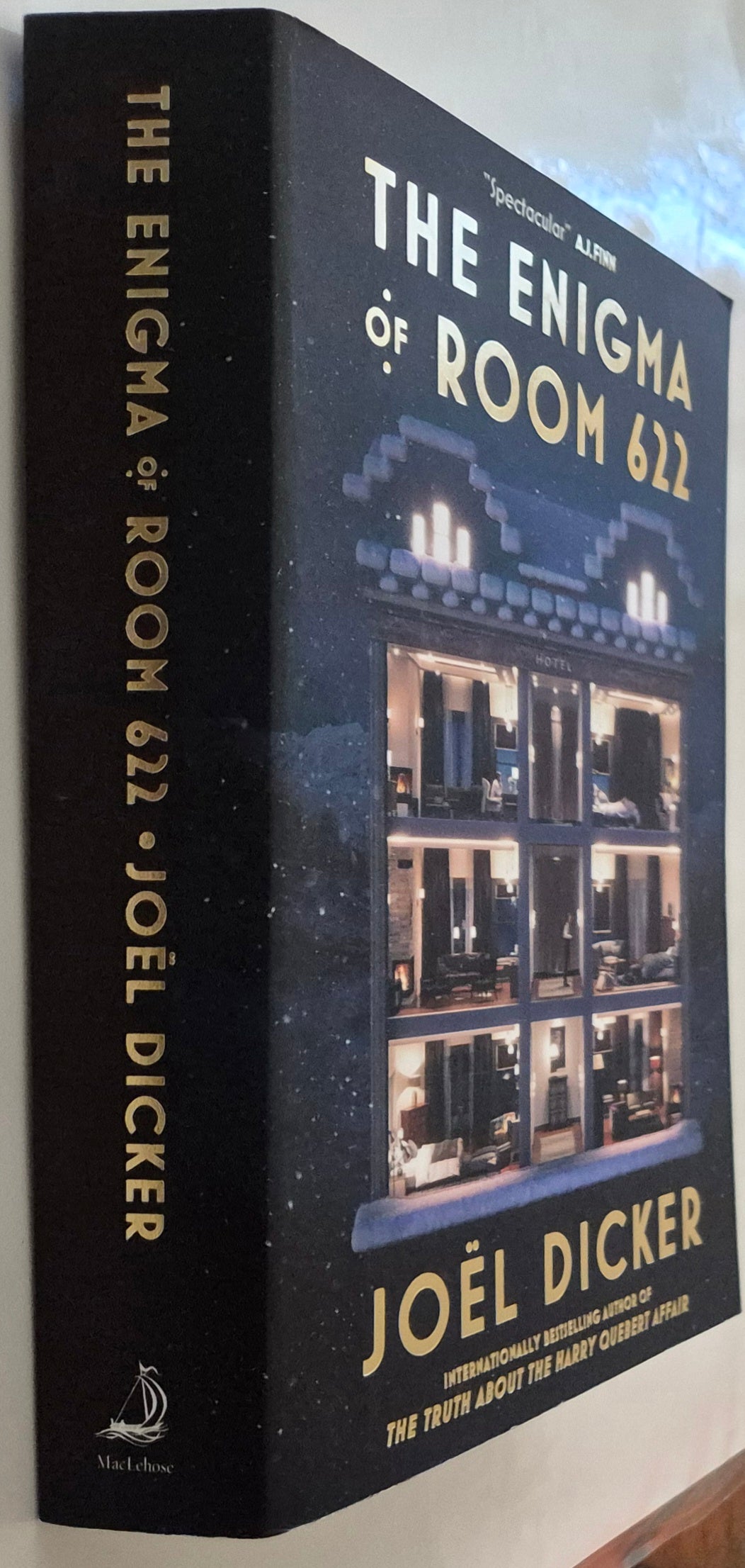 The Enigma of Room 622 by Joel Dicker
